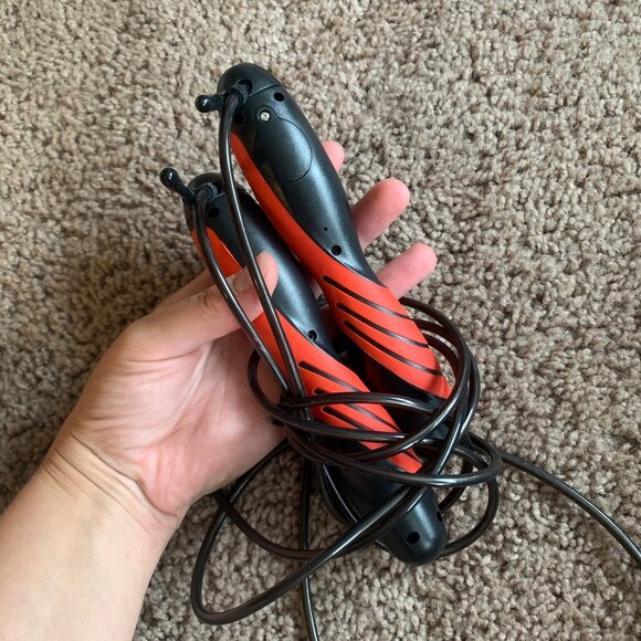 Electronic Counting Skipping Rope - Picture 4 of 4